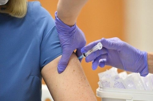 Peyvəndin ikinci dozasını 56 günə qədər vurdurmaq olar - RƏSMİ