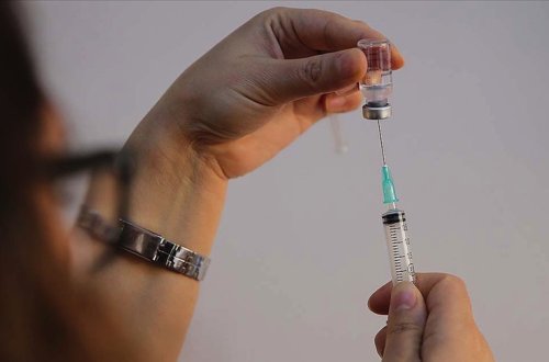 Vaksindən imtina edən müəllimlərin sayı açıqlandı