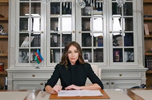 Мехрибан Алиева поделилась публикацией в связи с кончиной архиепископа Бакинской и Азербайджанской епархии