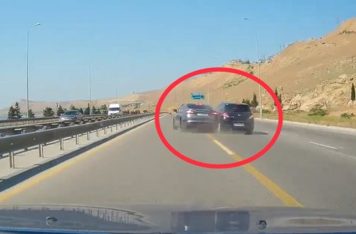 Bakıda yüksək sürətlə gedən sürücü ağır qəza törətdi - VİDEO