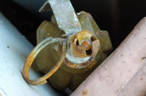 Mərdəkanda döyüşə yararlı əl qumbarası tapıldı – FOTO