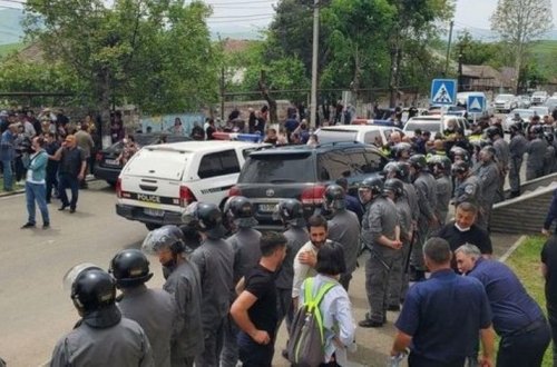 В Грузии произошел инцидент между азербайджанцами и сванами, есть задержанные - СМИ