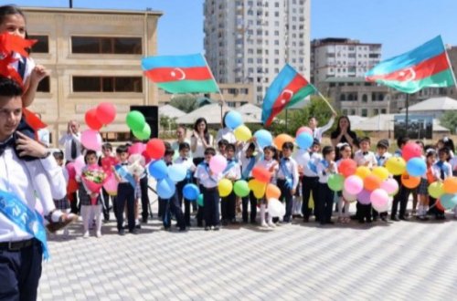 Sabah məktəblərdə “Son zəng” olacaq