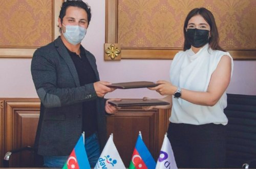 “Davam”la Milli Debat Proqramı arasında memorandum imzalanıb