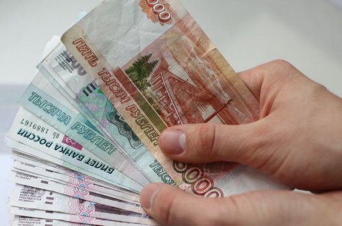 Pul yığmaq üçün anasını “diri-diri basdırdı”