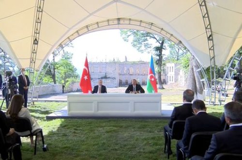 İlham Əliyev: “Şuşadan verilən açıqlamalar bütün dünyaya səs salacaq”