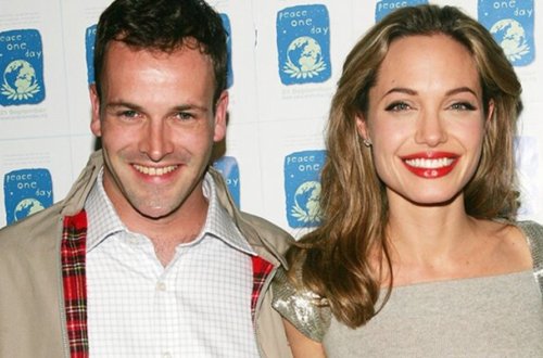 Ancelina Coli də keçmiş sevgilisinə qayıtdı