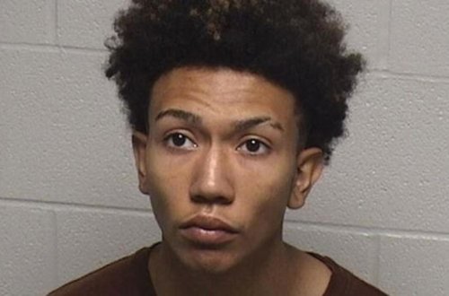 Güzgü qarşısında “selfi” çəkdirmək istəyən gənc sevgilisinin qatili oldu