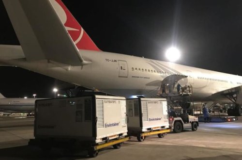 Türkiyə növbəti dəfə Çindən 5 milyon doza vaksin gətirdi