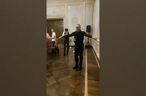 Van Damm Azərbaycan milli rəqsini oynamağı öyrənir – VİDEO