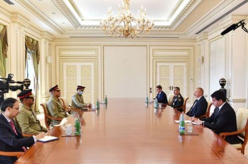 İlham Əliyev Pakistanın Quru Qoşunlarının komandanını qəbul etdi - YENİLƏNİB