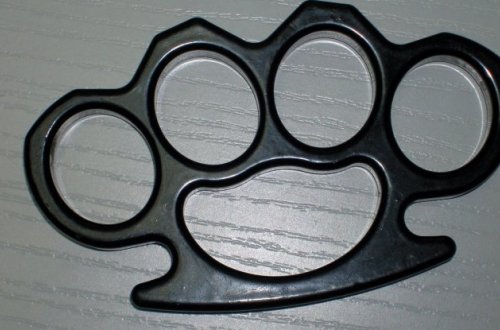 Sürücünü beşbarmaqla hədələyib pulunu aldı