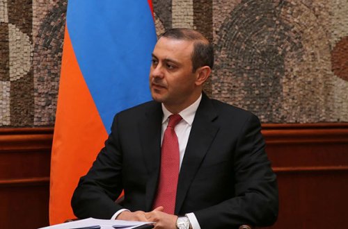 “Ara Ayvazyan əsirlərin qaytarılmasını əngəlləyirdi” - Qriqoryan