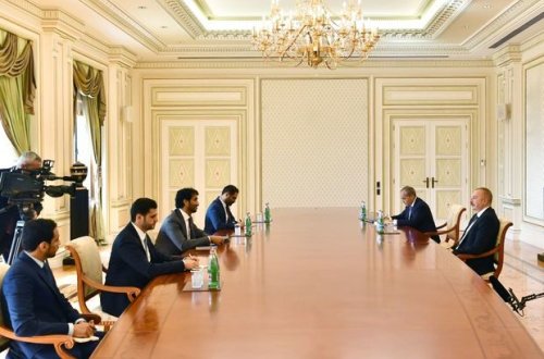 İlham Əliyev Birləşmiş Ərəb Əmirliklərinin iqtisadiyyat nazirini qəbul etdi - YENİLƏNİB