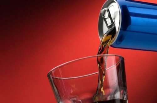 Возбуждено уголовное дело против компании по производству энергетических напитков