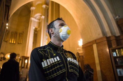 Gürcüstanda dövlət koronavirus cərimələrini əfv edəcək