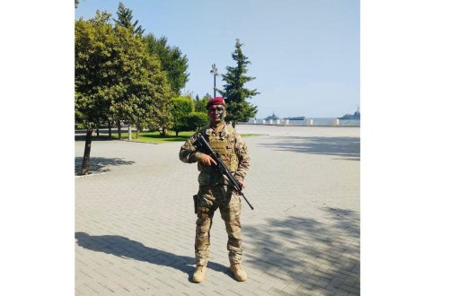 MEDİA-nın müharibədə iştirak edən əməkdaşı medallarla təltif edilib (FOTO)