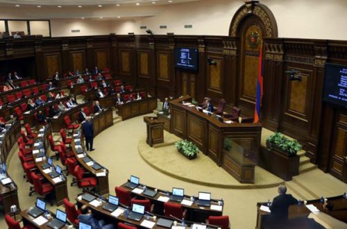 Erməni deputat vəzifəyə gəldikdən 1 həftə sonra istefa verdi