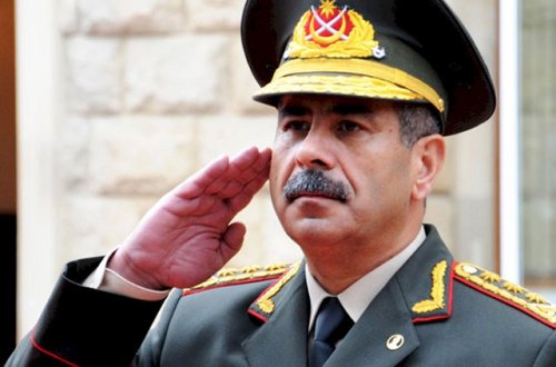 Zakir Həsənov Azərbaycan Ordusunu təbrik etdi
