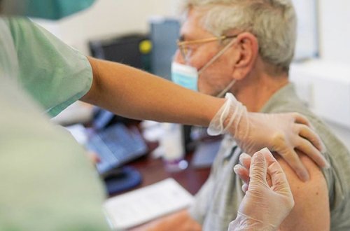 Bu gün peyvənd olunanların sayı açıqlandı