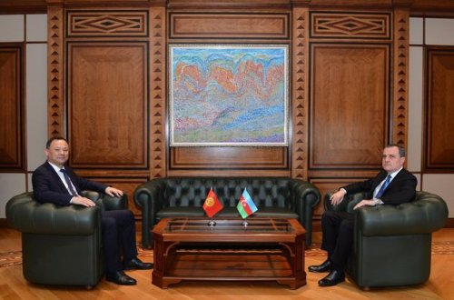 Джейхун Байрамов провел встречу один на один с кыргызским коллегой - ОБНОВЛЕНО + ВИДЕО