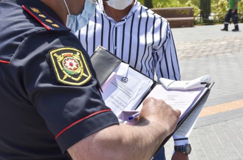 Bakıda balıq evinin icraçı direktoru cərimələnib