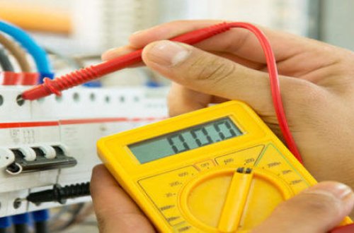 Bakıda restoranda kişini elektrik cəryanı vurdu