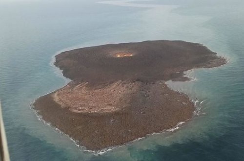 МЧС о причинах пожара в Каспийском море - ФОТО/ВИДЕО