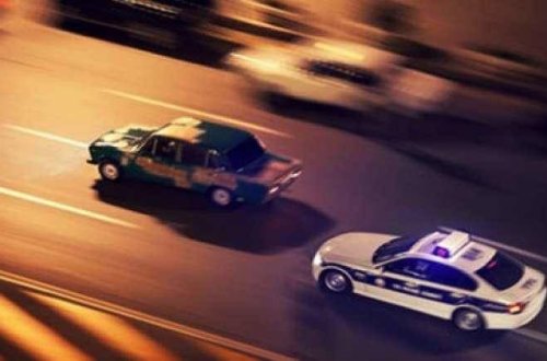 Azərbaycanda avtoşluq edən vəzifəli şəxs SAXLANILDI