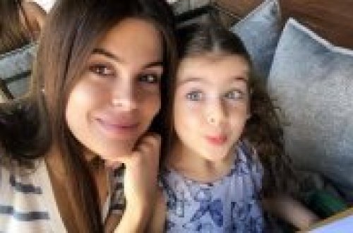 Deputatın xanımı qalmaqallı videodan danışdı: Qızımı məndən almaq istəyirlər