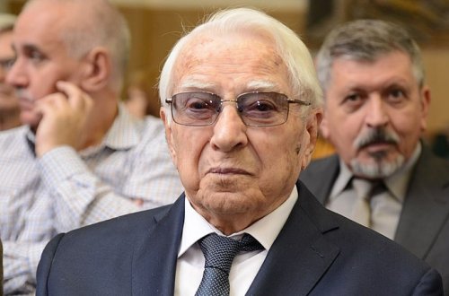 Dünya şöhrətli azərbaycanlı alim vəfat etdi