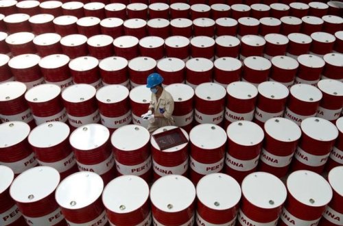 ABŞ-ın sabiq naziri neft qiymətlərinin 100 dolları aşacağını istisna etmir