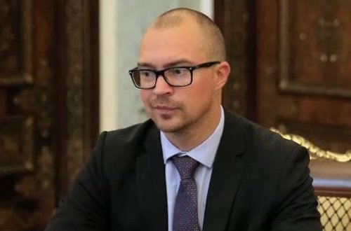 Estoniyanın Sankt-Peterburqdakı konsulu gizli sənədlər əldə edərkən saxlanılıb