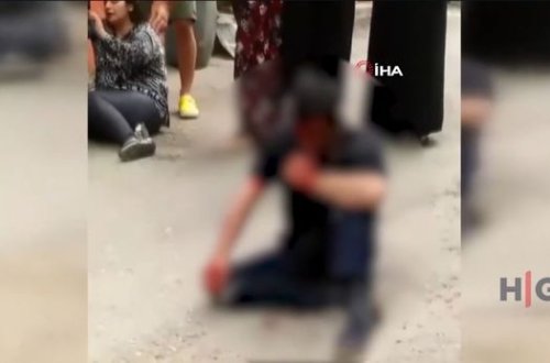 Beş yaşlı uşağa təcavüz edən kişi linç edildi - VİDEO