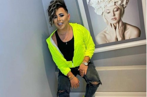 Bayram Nurlu qadın müğənni ilə kafedə öpüşərkən görüntüləndi (FOTO)