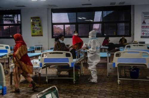 В Индии тысячам людей ввели фейковую вакцину от коронавируса