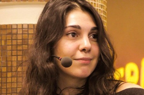 Erməni müxalifətçinin həyat yoldaşının çılpaq görüntüləri siyasi qalmaqala səbəb oldu - FOTO 18+