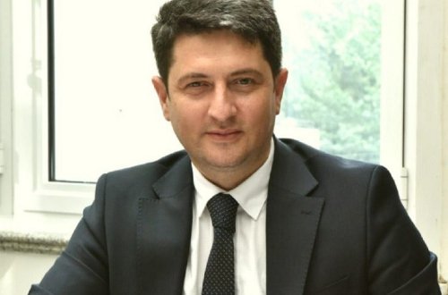 Biz Azərbaycan media mühitinin “qecəqondu” saytlardan təmizlənməsini istəyirik – Rüstəm Əhmədov