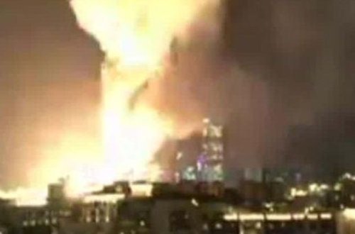 Dubay limanında güclü partlayış olub – VİDEO