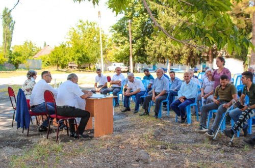 Deputat Ramil Həsən Alpout kəndində vətəndaşlarla görüşdü