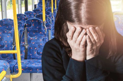 Azərbaycanda iki sürücü gənc qıza qarşı əxlaqsız hərəkət etdi