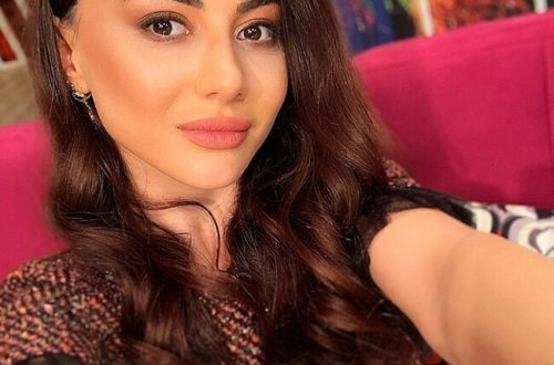 Aysel Əlizadə çimərlik geyimində - FOTOLAR