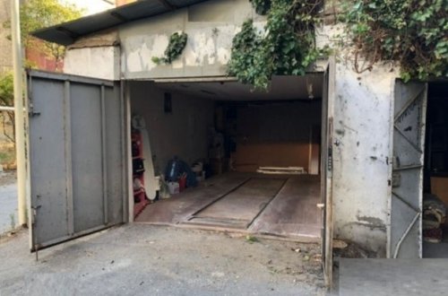 Azərbaycanda hərbi xidmətdən yeni gəlmiş oğlanın qarajda qızla meyiti tapıldı