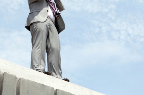 Sumqayıtda intihara cəhd edən şəxs xilas edilib