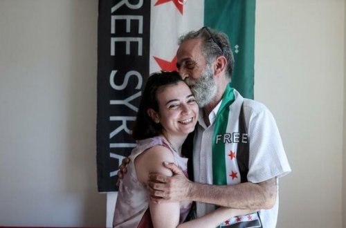 Ata qızı ilə 12 ildən sonra qovuşdu