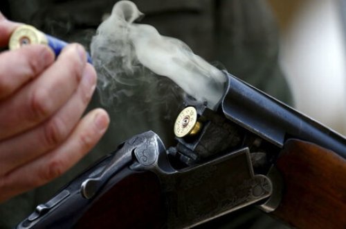 Azərbaycanda avtomobilə atəş açdılar - YARALILAR VAR