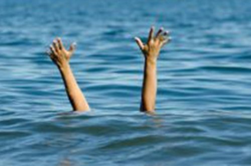 Xəzərdə iki nəfər batdı