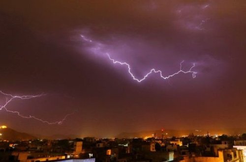 На севере Индии жертвами молний за день стали не менее 60 человек