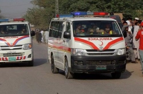 В Пакистане взорвался автобус, есть погибшие и раненые - ФОТО