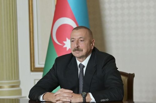 Prezident: “Müharibə dövründə evlərini itirmiş mülki şəxslərin də problemlərini həll edirik”